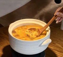Ginseng Mushroom Nutritious Chicken Soup Pot