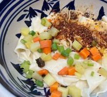 Super Spicy Oil-Poured Noodles