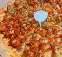 Spicy Crawfish & Tender Chicken Pizza