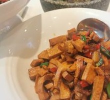 Stir-fried Tofu with Fragrant Wild Mushrooms