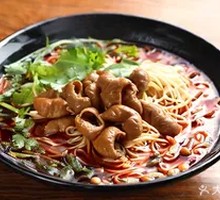 Spicy Pork Intestine Noodles