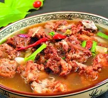 Stewed Pork Ribs in Iron Pot