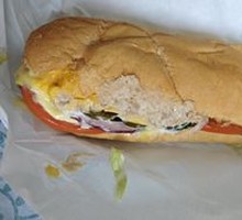 Aromatic Tuna Sandwich