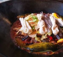 Steamed rice roll