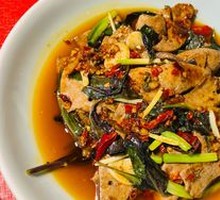 Blood皮菜 stir-fried with猪 liver
