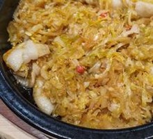 Braised Pork Belly with Sour Cabbage