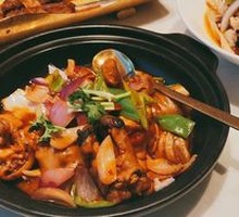 Tacheng Hand-Torn Spicy and Numbing Chicken