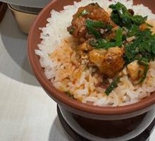 Slow-Cooked Liangzihu Big Fish Head Rice