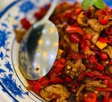 Stir-Fried Beef with Yellow Onion