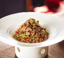 Stir-Fried Beef with Yellow Onion