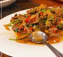 Spicy Pepper and Beef Stir-Fry