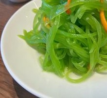 Aromatic sesame oil with bamboo shoots