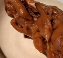 Braised Pork Trotters in Soy Sauce