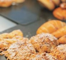 Almond Croissant