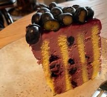 Blueberry Cheese-filled Cake