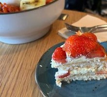 Coconut Strawberry Cake