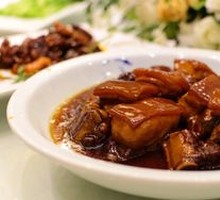 Braised Pork with Rice Cake