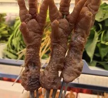 Braised Chicken Feet with Tiger Skin