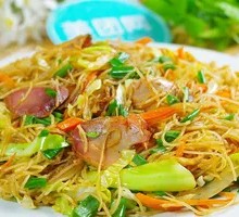 Fermented Pork and Egg Fried Rice Noodles