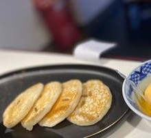 Rice Dumplings with Wine Flavor