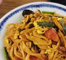Tomato Stir-Fried Noodles