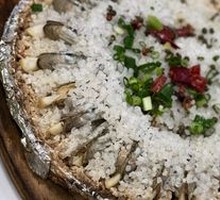 Salt-Baked Clams