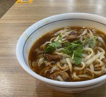 Braised Pork Noodles with Hand-cut Style