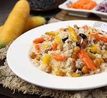 Xinjiang Dried Fruit Pilaf