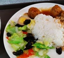Braised Pork Meatballs with Rice