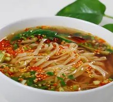Old Home Sour Soup Noodles