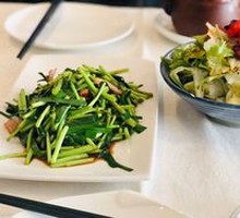 Stir-fried Water Bamboo with Preserved Pork