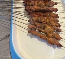 Charcoal-grilled Lamb Skewers