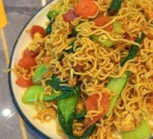 Stir-Fried Instant Noodles