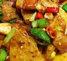 Spicy Potatoes in Dry Pot