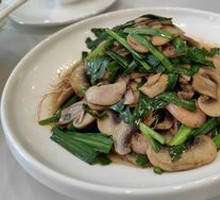Shrimp Oil Braised White Mushrooms