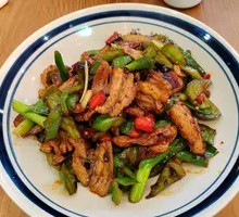 Spicy Stir-Fried Pork with Chili