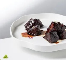 Slow-Cooked Beef