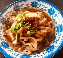 Braised Pork and Steamed Bun