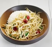 Stir-fried Bean Sprouts with Noodles