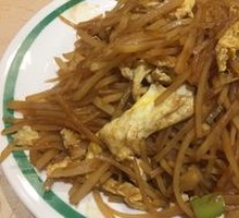 Stir-fried egg with potato strips