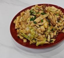 Stir-Fried Pork Noodles with Rice Cake