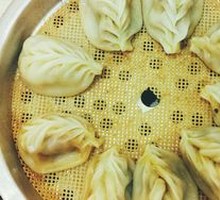 Willow Leaf Steamed Dumplings