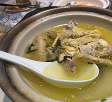 Half Chicken Soup with Huangshan Stone Ear