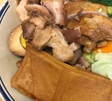 Chicken Thigh and Pork Shank Combo