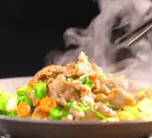 Stir-Fried Beef with Yellow Onion