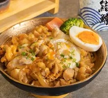 Crispy Egg Chicken Rice