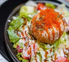 Spicy Potato Mashed with温泉 Egg Salad