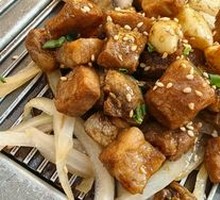 Pan-Seared Steak with Mushrooms