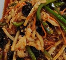 Beijing-style Shredded Pork in Soy Sauce