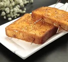 Honey-glazed Bread Slices